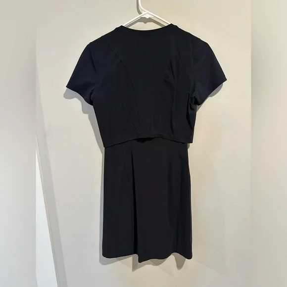 Lululemon &go Endeavor Dress - Black Size 2 - Picture 3 of 4